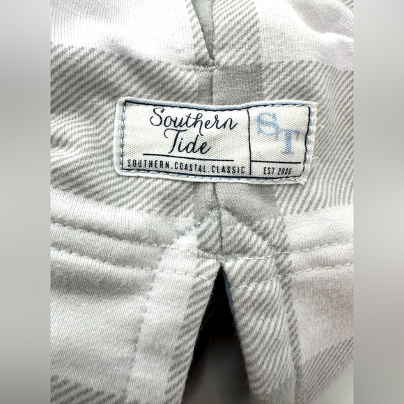 Southern Tide Women’s XL White & Gray Plaid 1/4 Button Front Fleece Pullover - Picture 7 of 11